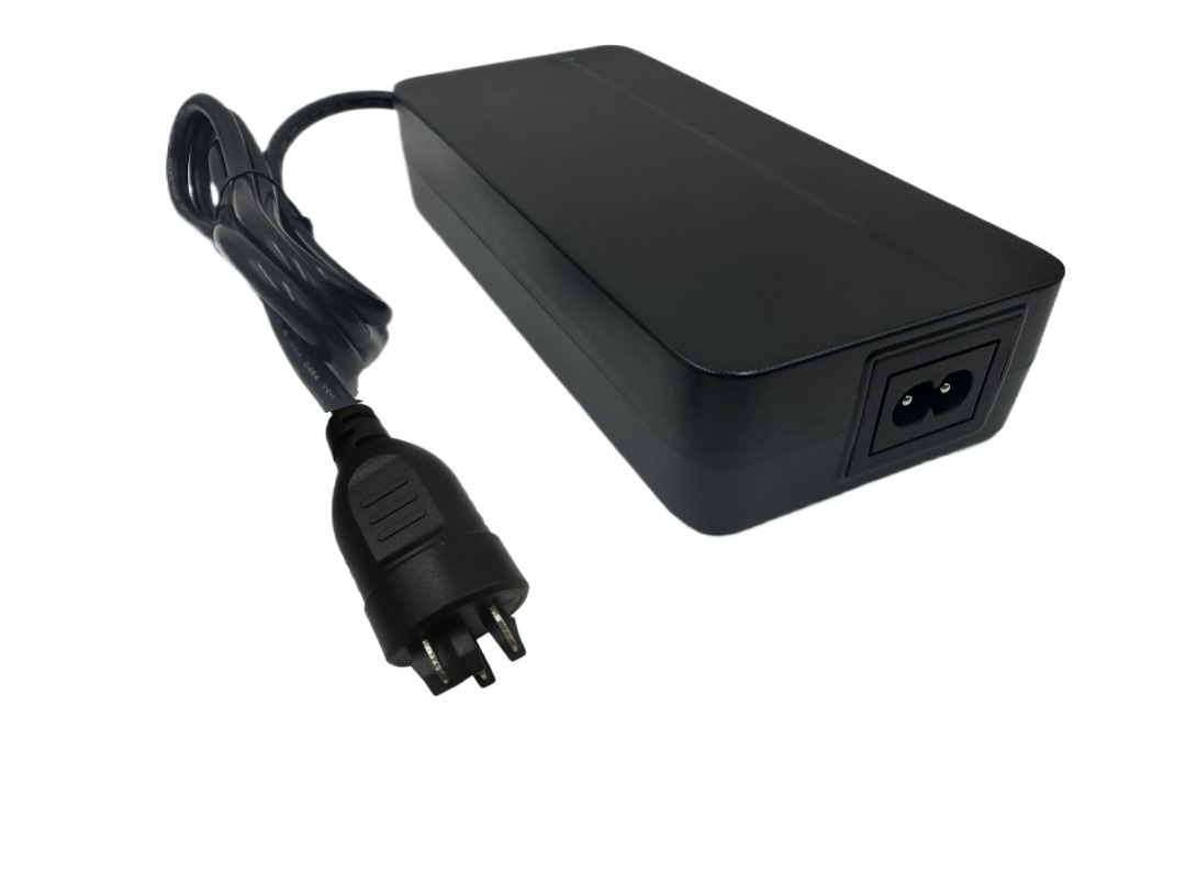 מטען לאופני בוש Bosch קומפקטי 4ah