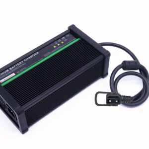 מטען לטרקטורון סופה חשמלי 72V 10A ליתיום