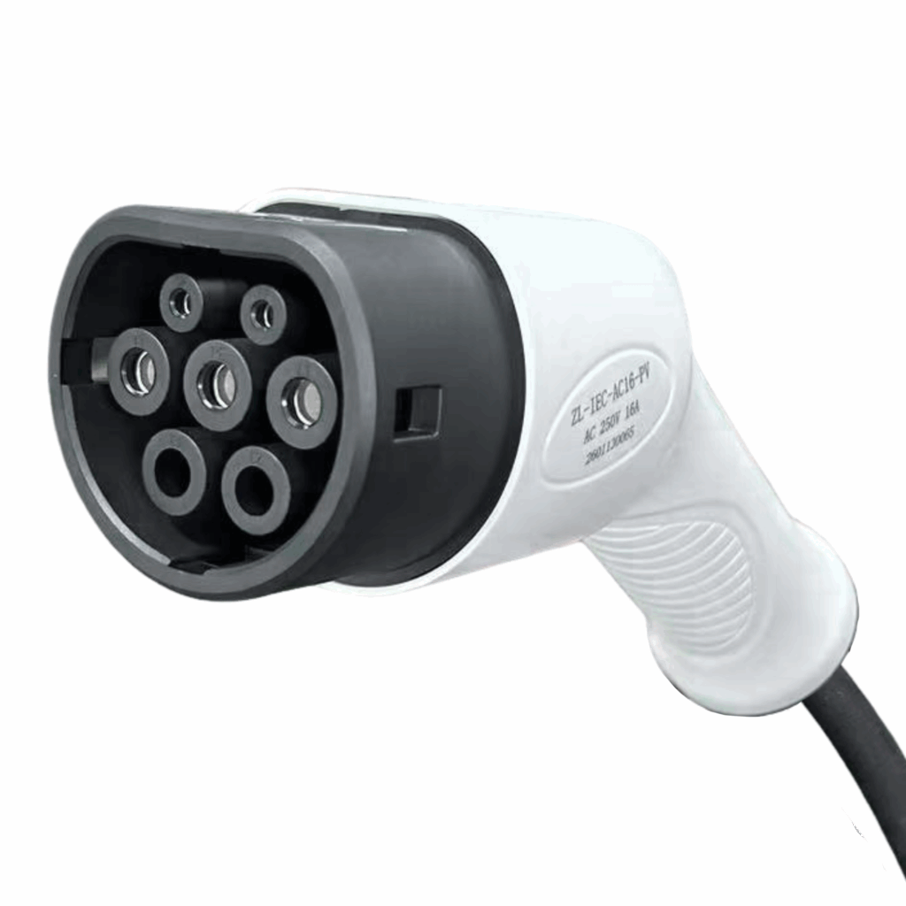 תקריב של החיבור TYPE 2 של כבל סבתא לרכב חשמלי